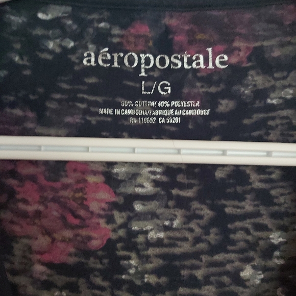 Aeropostale Tshirt - Picture 2 of 2